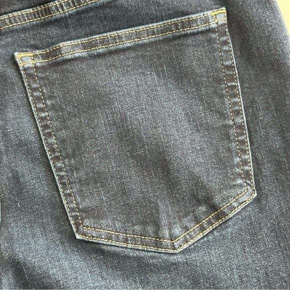 J.Crew Cropped Curvy Kickout Jeans 2003 Womens Size 31 Dark Fall 2024 Raw Hem - Picture 7 of 12